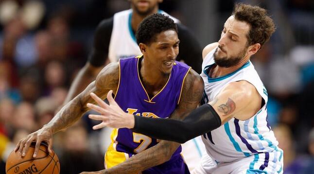 通过良好的 通过良好的