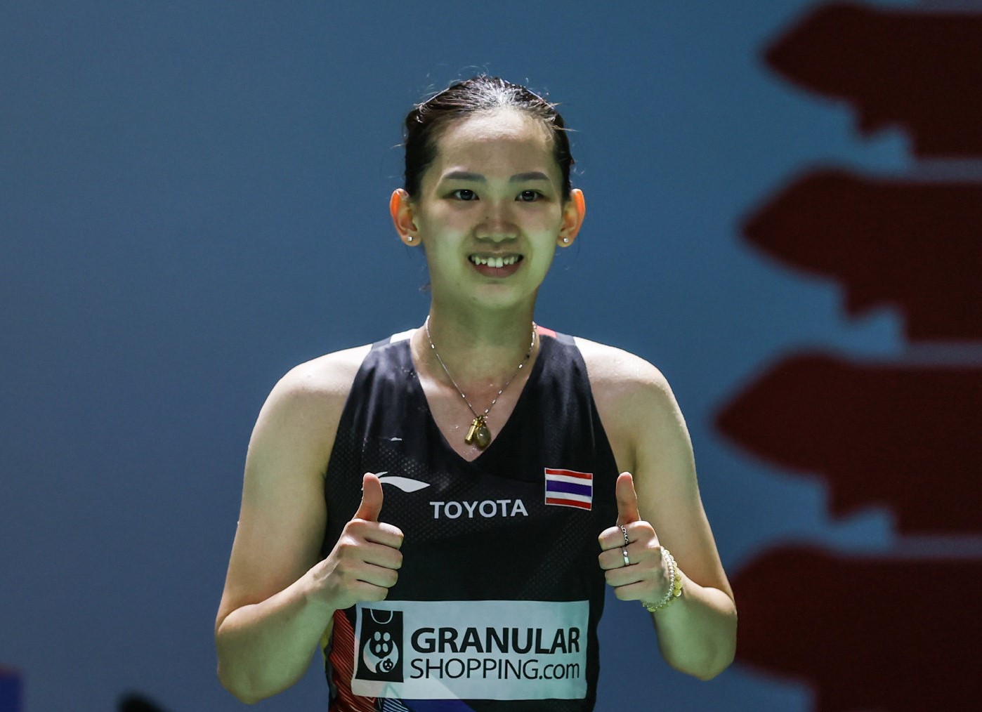 中占据主动 中占据主动