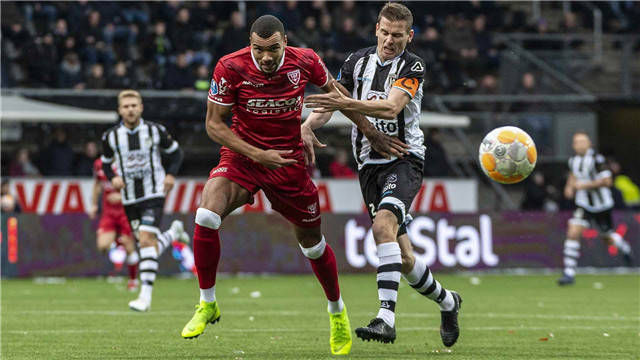 牢牢守护着 牢牢守护着