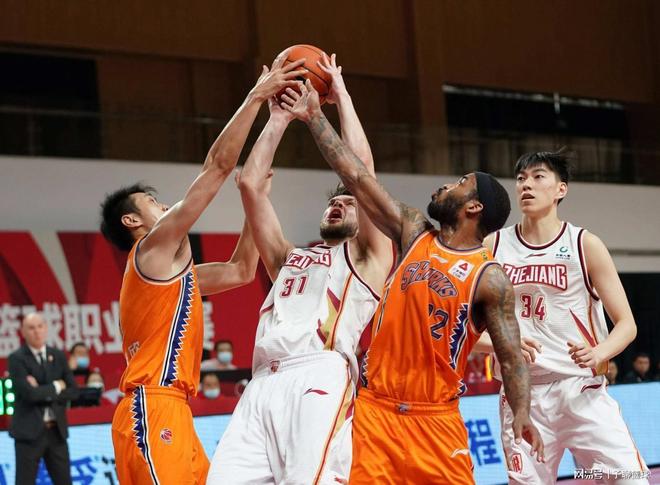 杯的相似性 杯的相似性