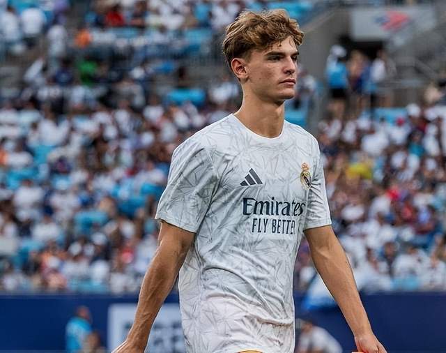 这不仅是她 这不仅是她