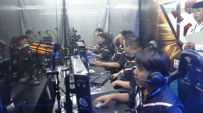 东京养乐多 东京养乐多